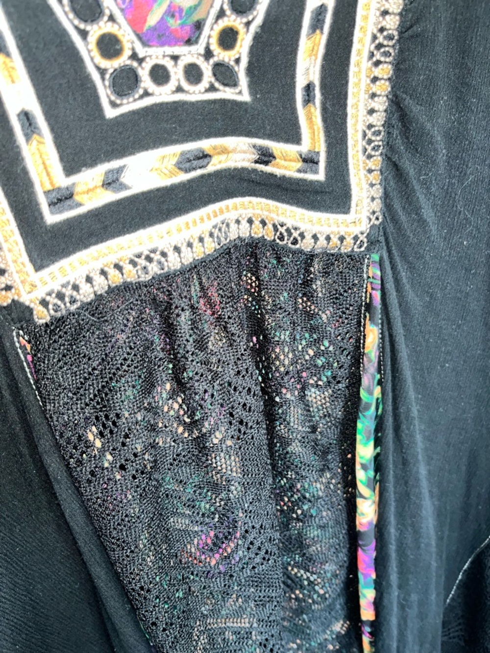 Gimmicks Boho Tunic Top Medium Black Lace Crochet Floral Sheer Asymmetrical Hem - Picture 4 of 6